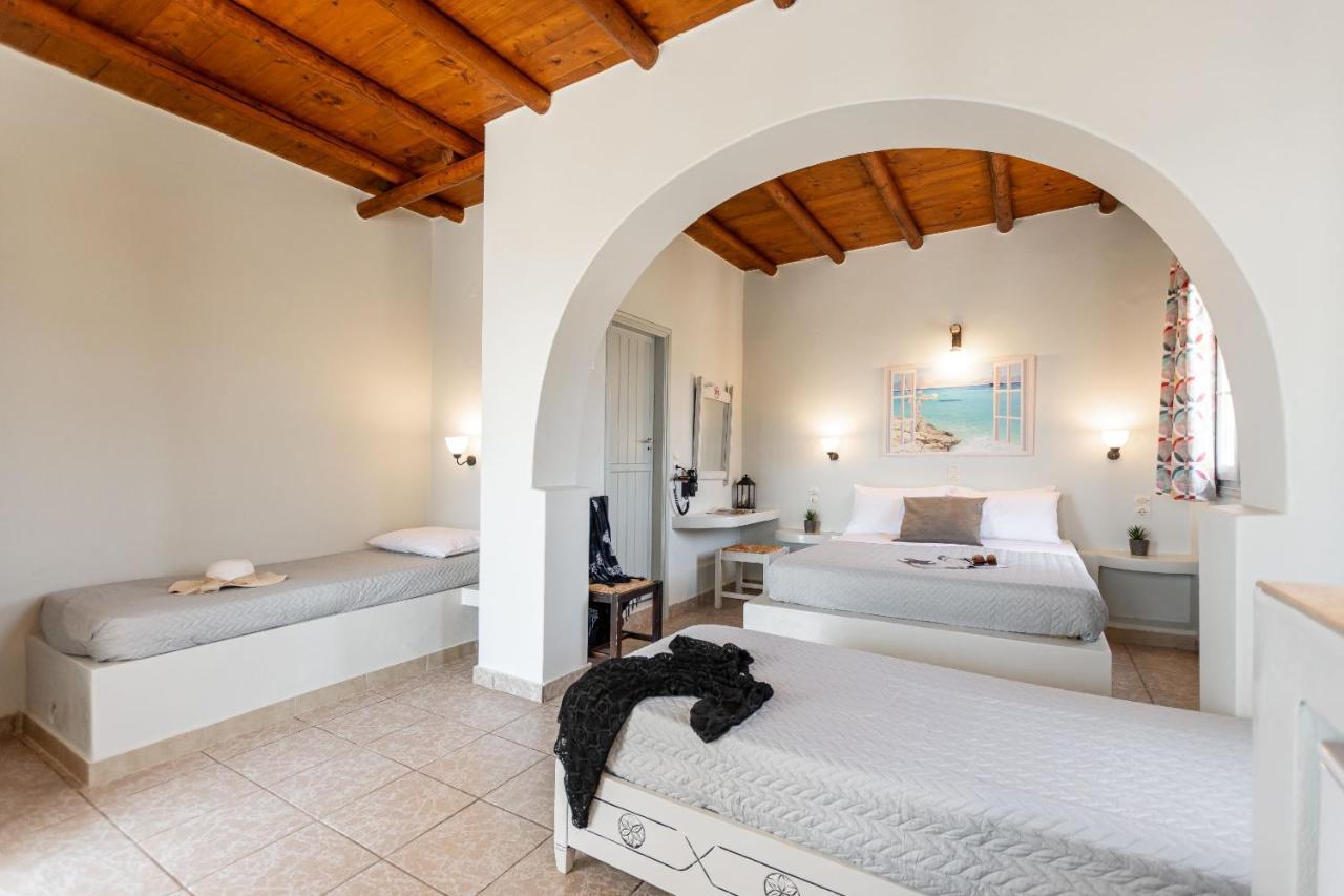 Michalios Luxury Apartments Koufonisia Екстериор снимка
