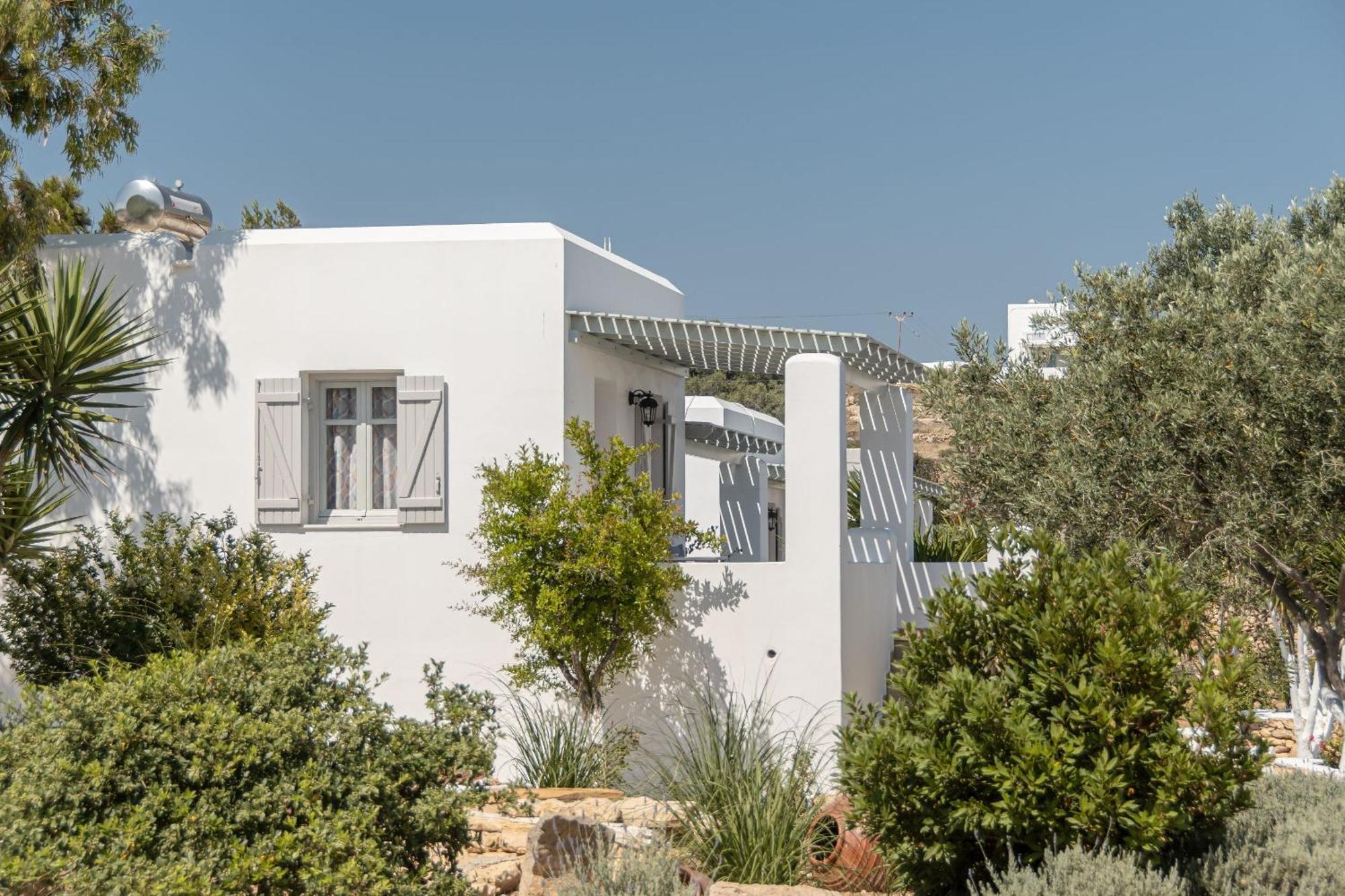 Michalios Luxury Apartments Koufonisia Екстериор снимка